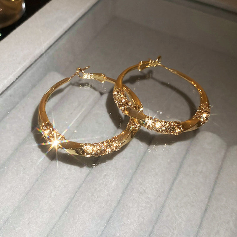 🔥 50% DE RÉDUCTION ! ✨ Boucles d'Oreilles Cercles Zircon - Design 32mm Léger, Alliage Hypoallergénique, Élégant Polyvalent 💎✨