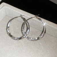 🔥 50% DE RÉDUCTION ! ✨ Boucles d'Oreilles Cercles Zircon - Design 32mm Léger, Alliage Hypoallergénique, Élégant Polyvalent 💎✨