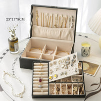 Boîte à bijoux spacieuse en cuir PU avec serrure — rangement élégant pour boucles d’oreilles et colliers